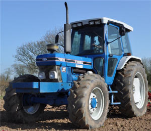 Ford 7810 Tractor Operator's Manual
