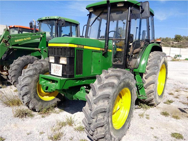 John Deere 6205, 6505 Tractors Operator's Manual