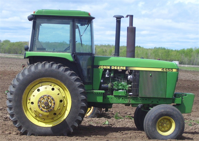 John Deere 8560, 8760, 8960 Tractors Operator's Manual