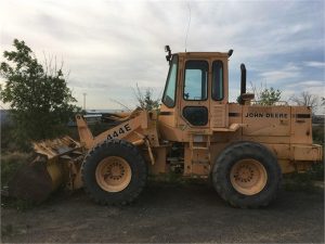 John Deere 444E Loader Operator's Manual