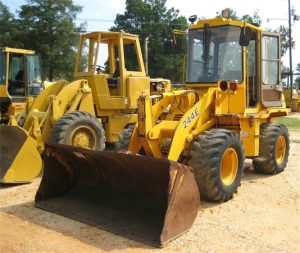 John Deere 244E Loader Operator's Manual (Serial No.000154 -)