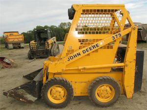 John Deere 375 Skid-Steer Loader Operator's Manual